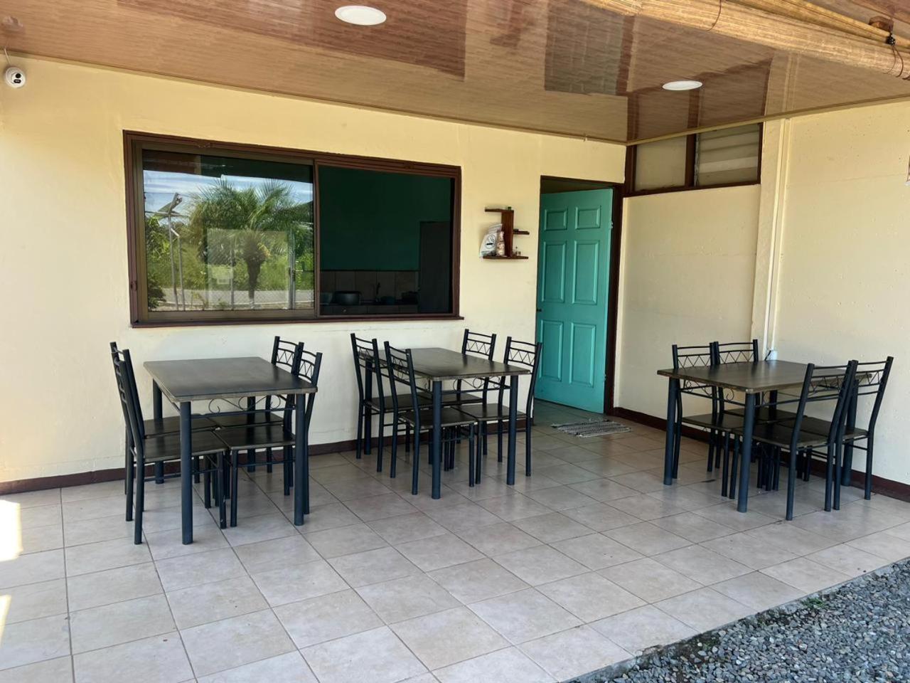 Cabinas Playa Bandera Bed & Breakfast Parrita Exterior photo