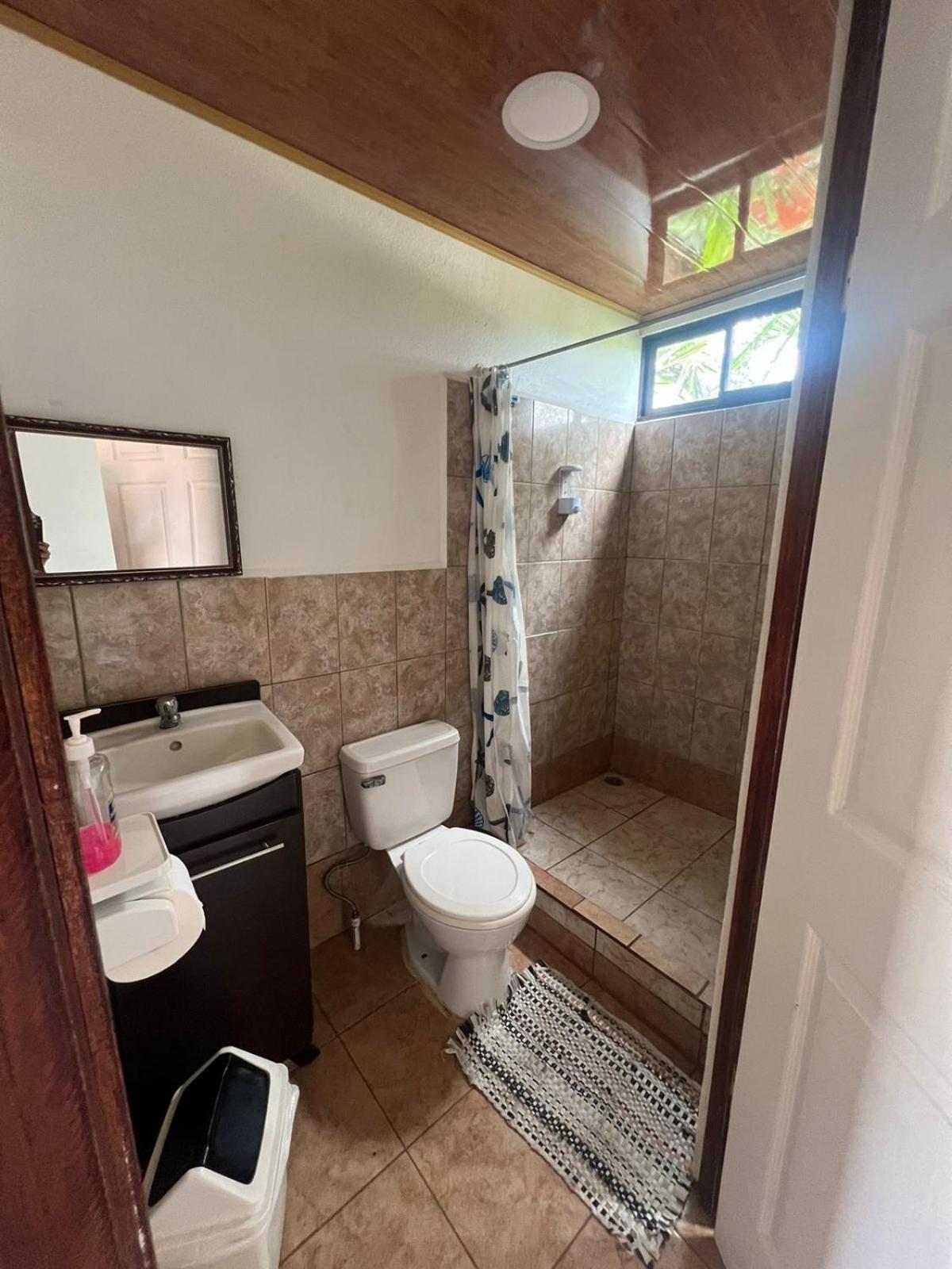 Cabinas Playa Bandera Bed & Breakfast Parrita Exterior photo