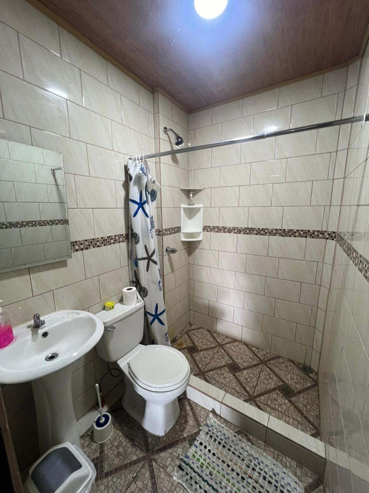 Cabinas Playa Bandera Bed & Breakfast Parrita Exterior photo